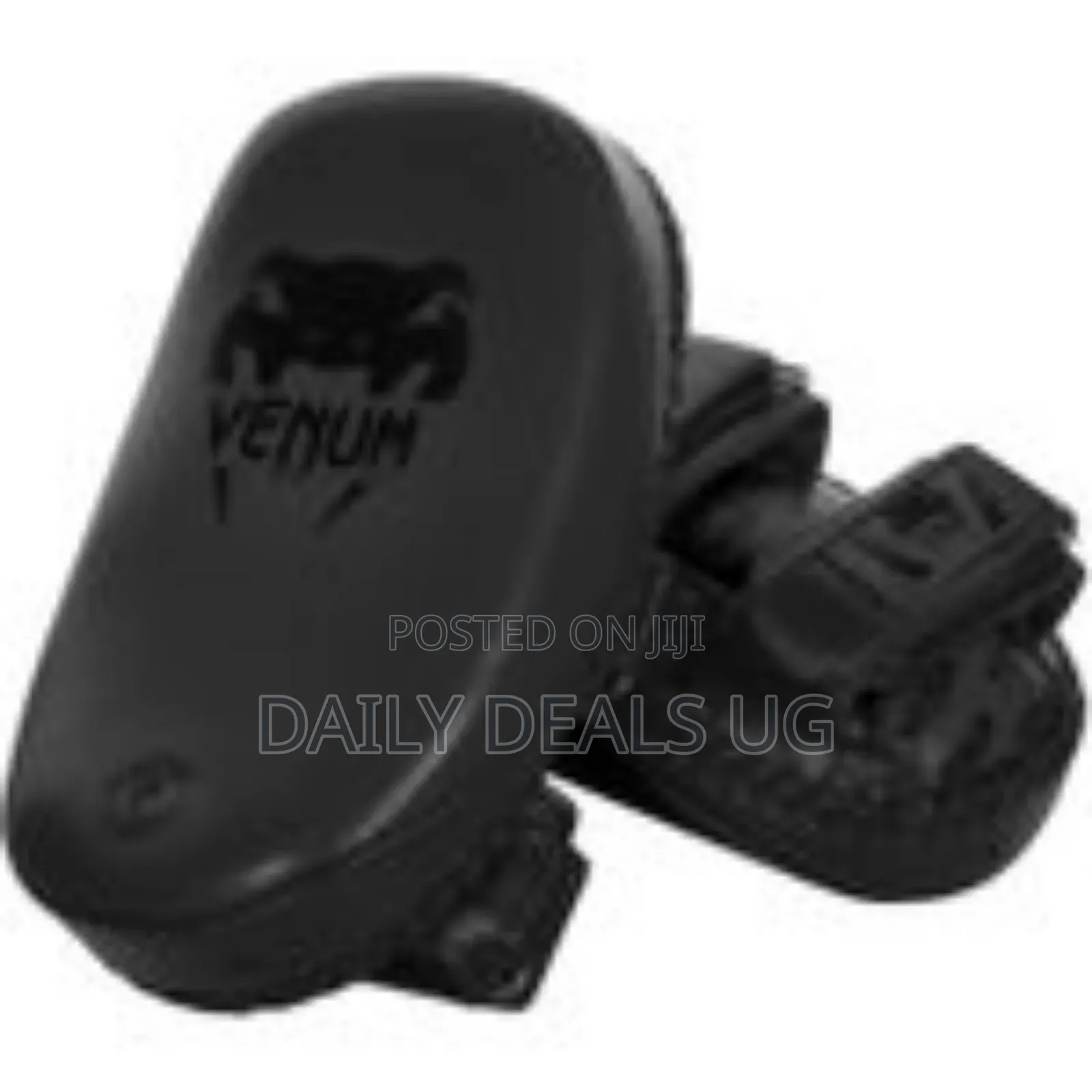 Venum Skintex Leather Light Kick Pad Pair - High Quality