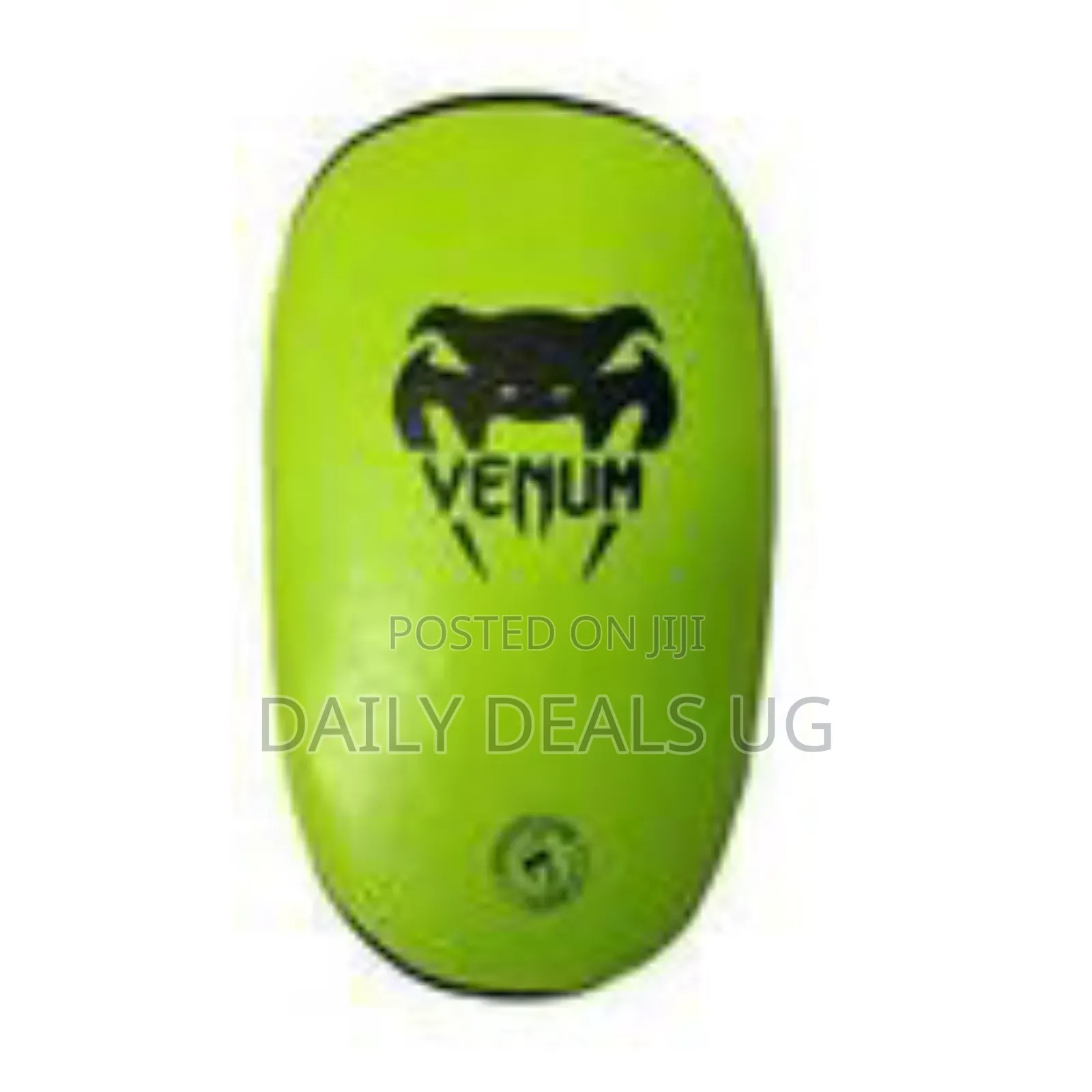 Venum Skintex Leather Light Kick Pad Pair - High Quality