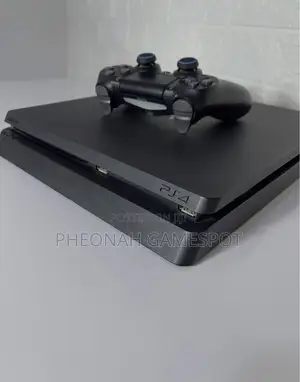 Ps4 With 2 Controllers and 14 Games, Clean Fast Bundle Ready Now.