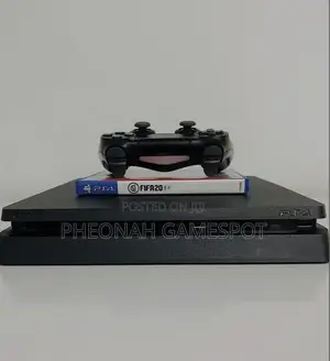 Playstation 4, 2 Pads and 20 Games, Powerful Complete Setup.