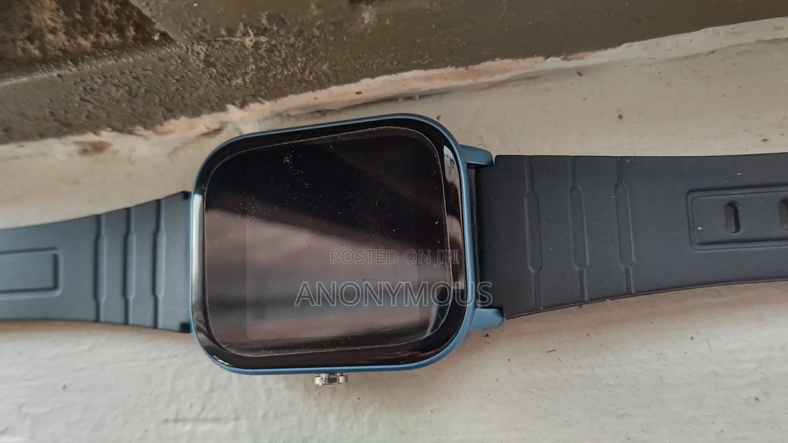 Smart Watches/ Fitness Trackers
