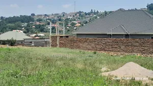 Prime Plots for Sale at Wakiso~Mabombwe Diplomatic Estate~Hoima Road.