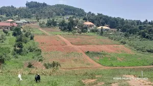 Prime Plots for Sale at Wakiso~Mabombwe Diplomatic Estate~Hoima Road.