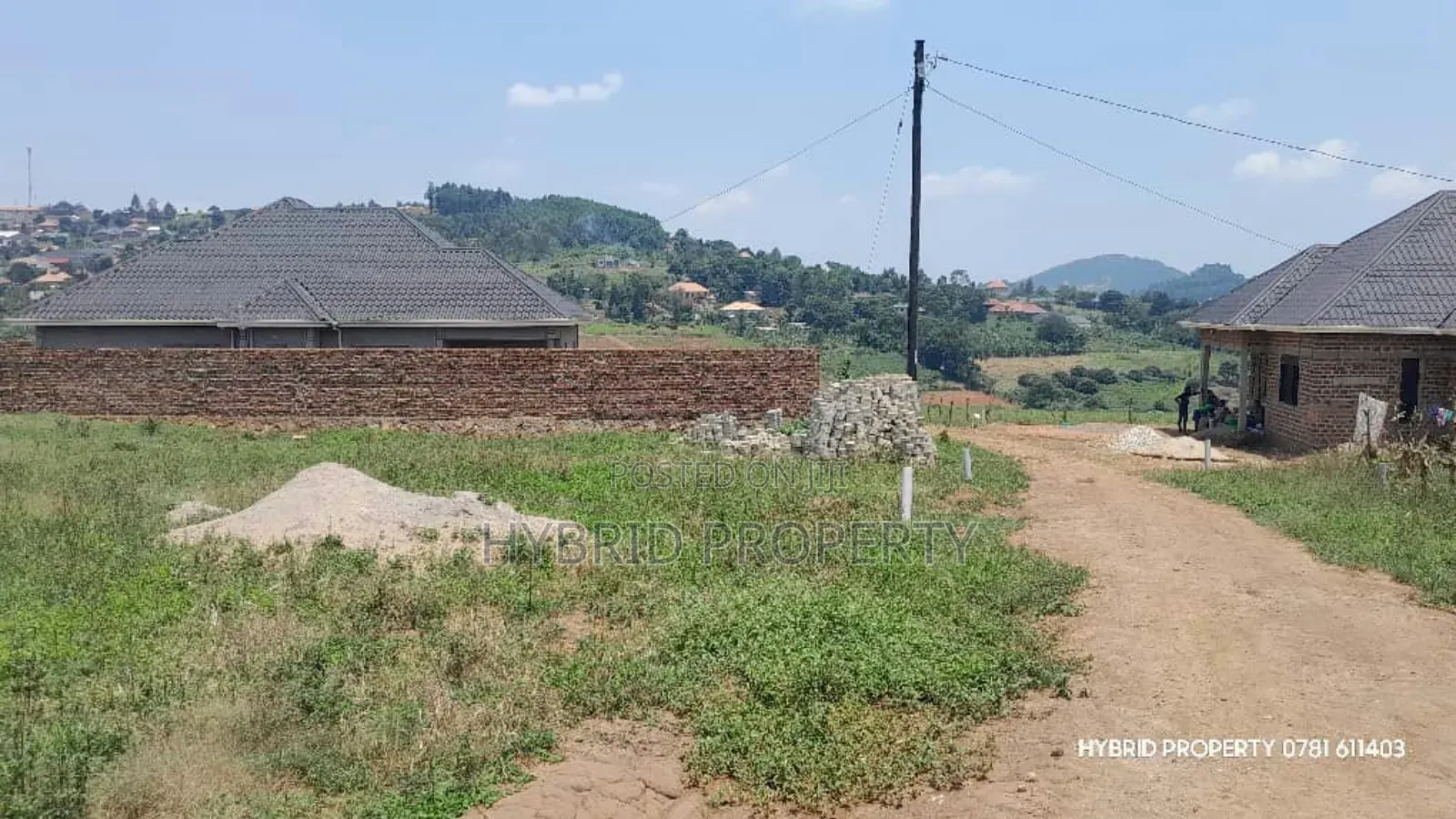 Prime Plots for Sale at Wakiso~Mabombwe Diplomatic Estate~Hoima Road.