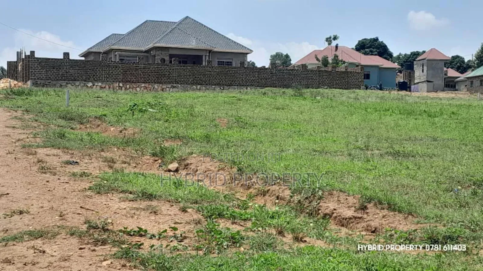 Prime Plots for Sale at Wakiso~Mabombwe Diplomatic Estate~Hoima Road.