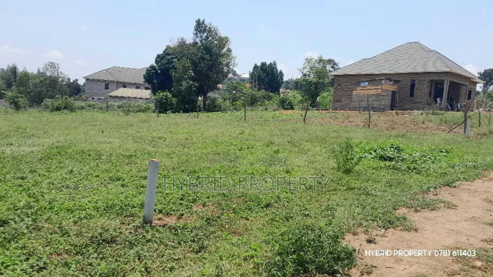 Prime Plots for Sale at Wakiso~Mabombwe Diplomatic Estate~Hoima Road.