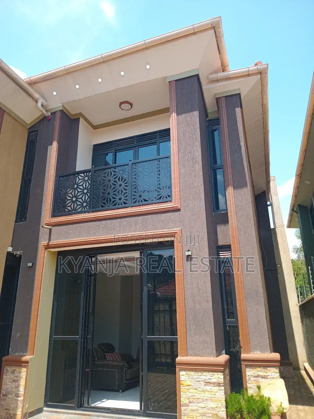 3bdrm Duplex in Bahai Estates, Kawempe for sale