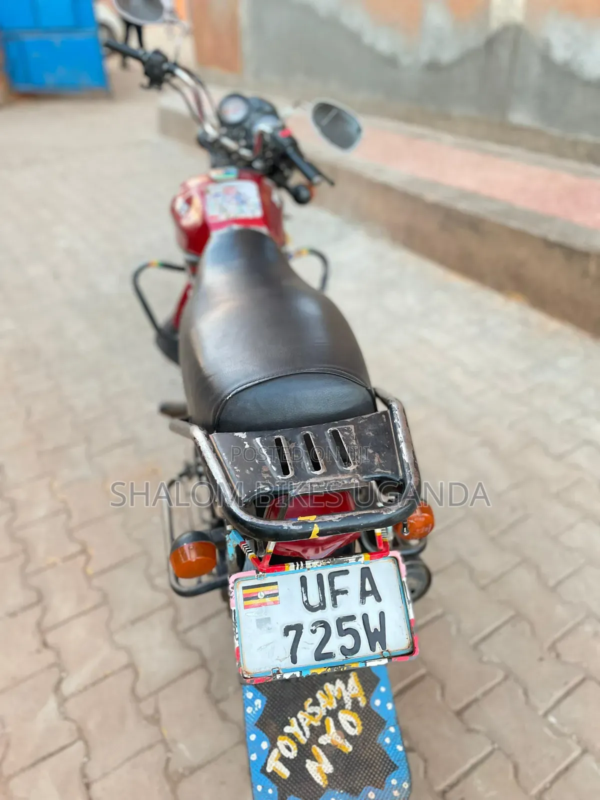 TVS HLX 125 2021 Red