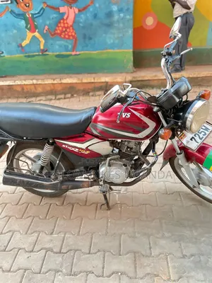 TVS HLX 125 2021 Red