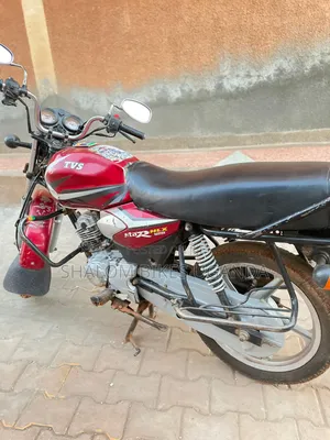 TVS HLX 125 2021 Red