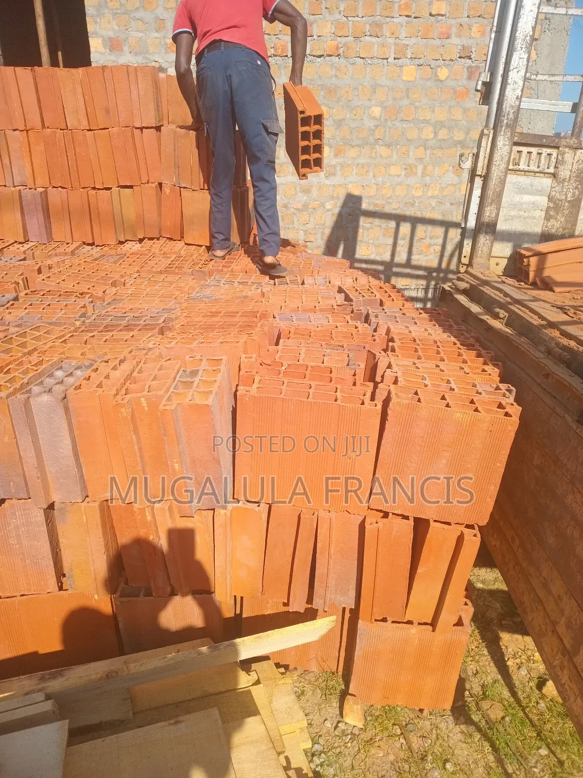 Quality Clay Suspendend Units (Maxpan5)
