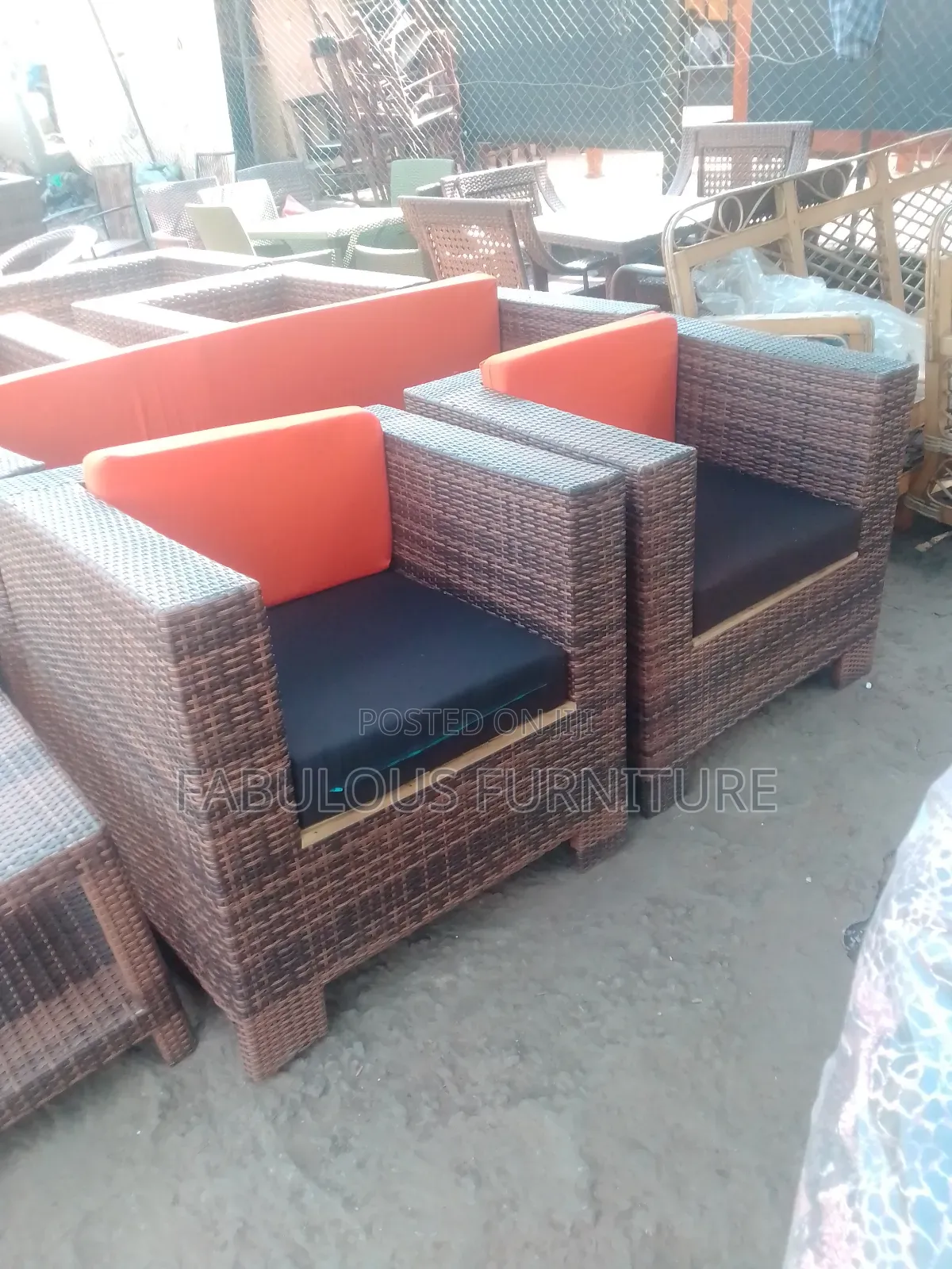 5 Seater Box Body Chairs
