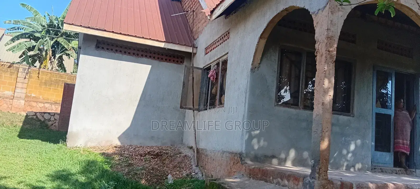 Furnished 5bdrm House in Kanyanya, Ssabagabo-Makindye for sale