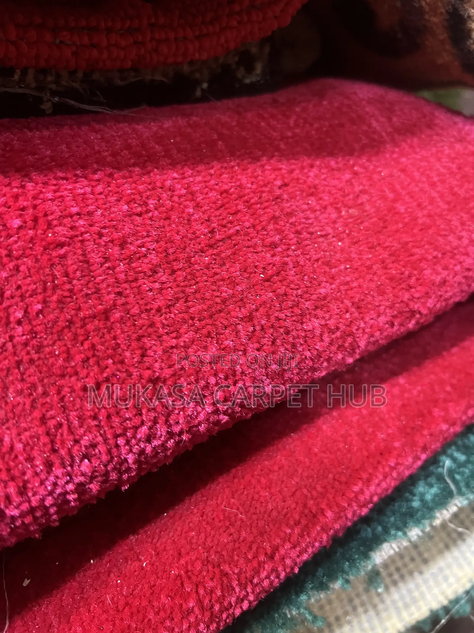 Premium Woolen Carpet – Soft Durable