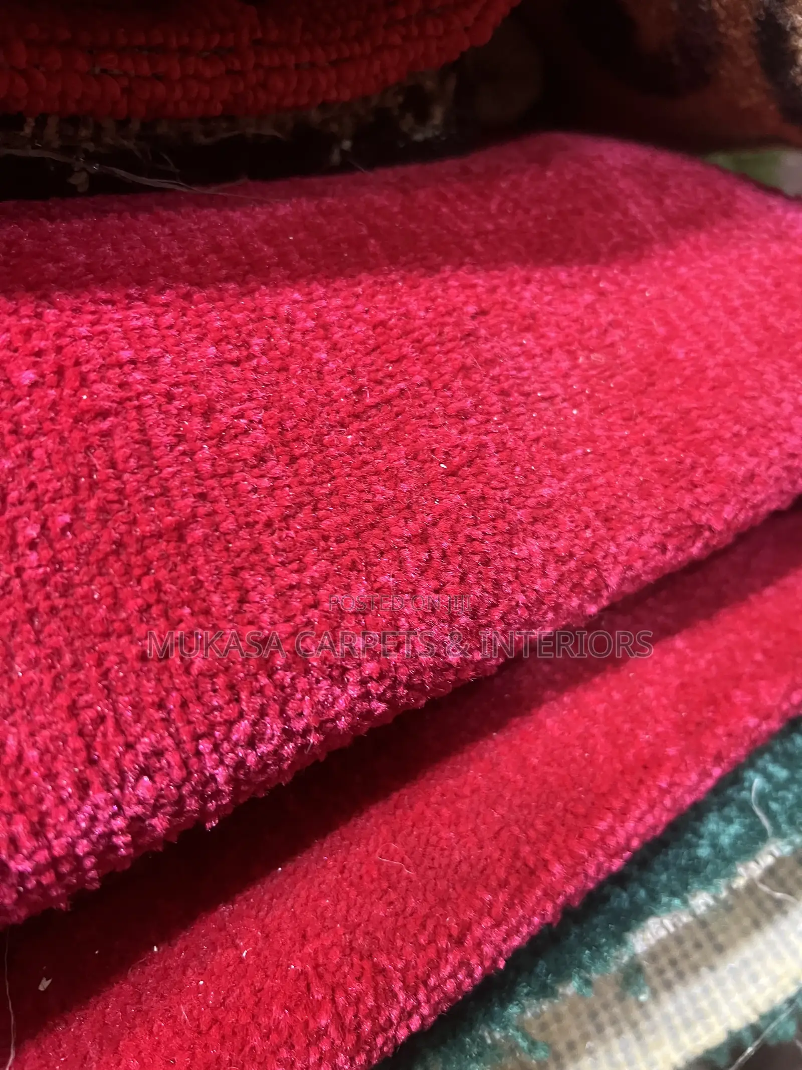 Premium Woolen Carpet – Soft Durable