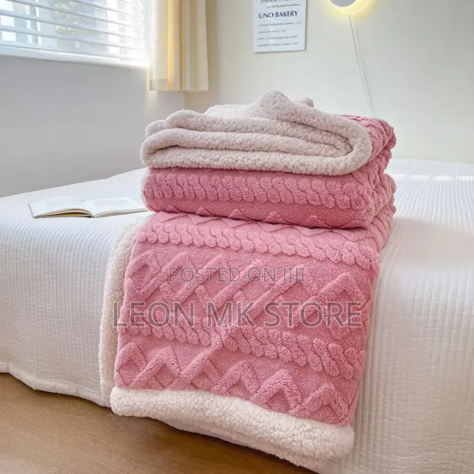 Tufts Velvet Fleece Blankets