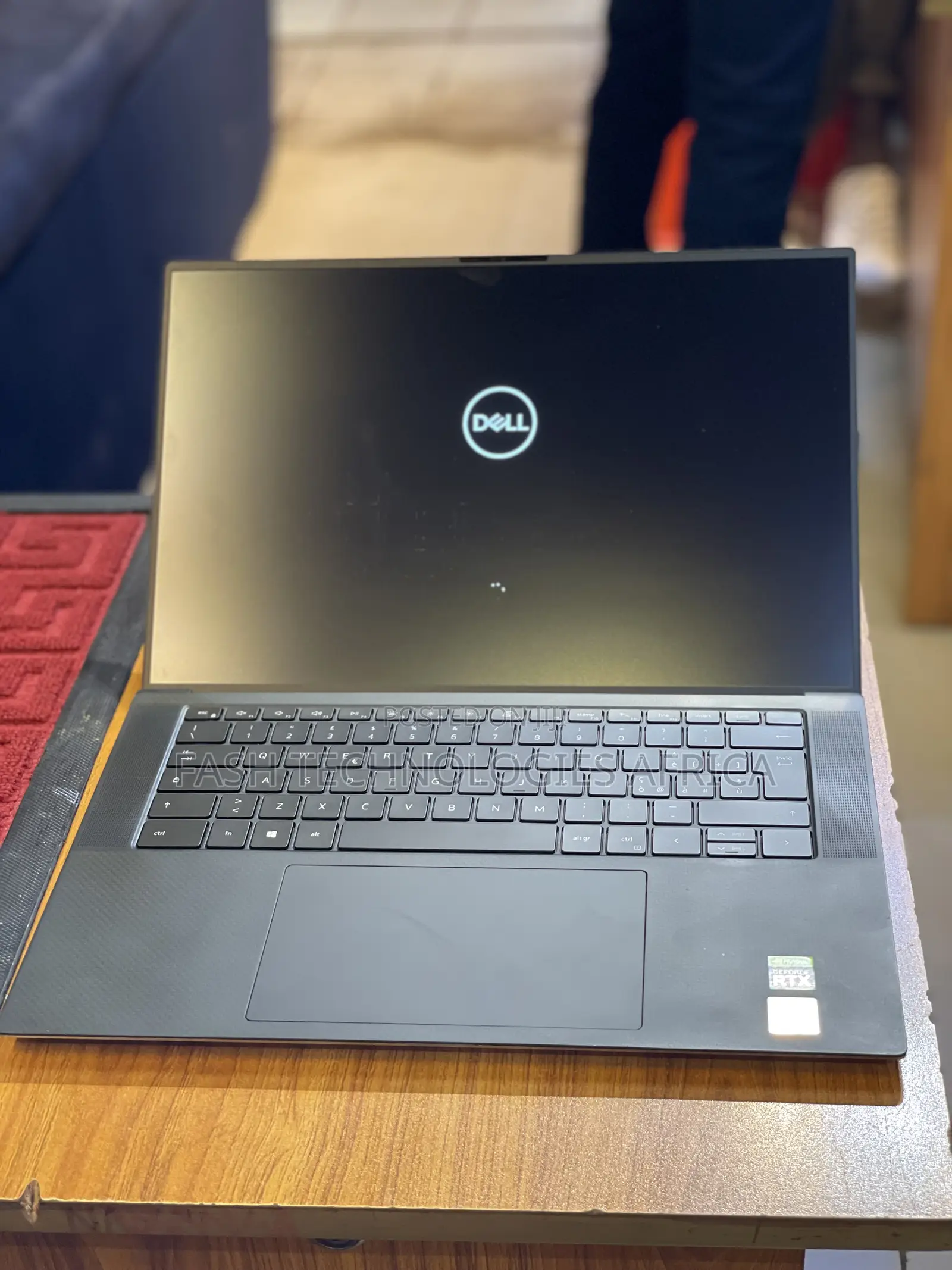 New Laptop Dell Precision 5550 32GB Intel Core I7 SSD 1T