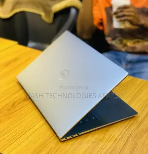 New Laptop Dell Precision 5550 32GB Intel Core I7 SSD 1T