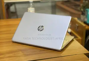 New Laptop HP 15-Dw3031 8GB Intel Core I7 SSD 256GB