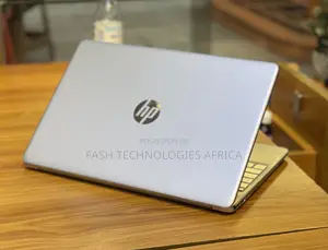 New Laptop HP 15-Dw3031 8GB Intel Core I7 SSD 256GB