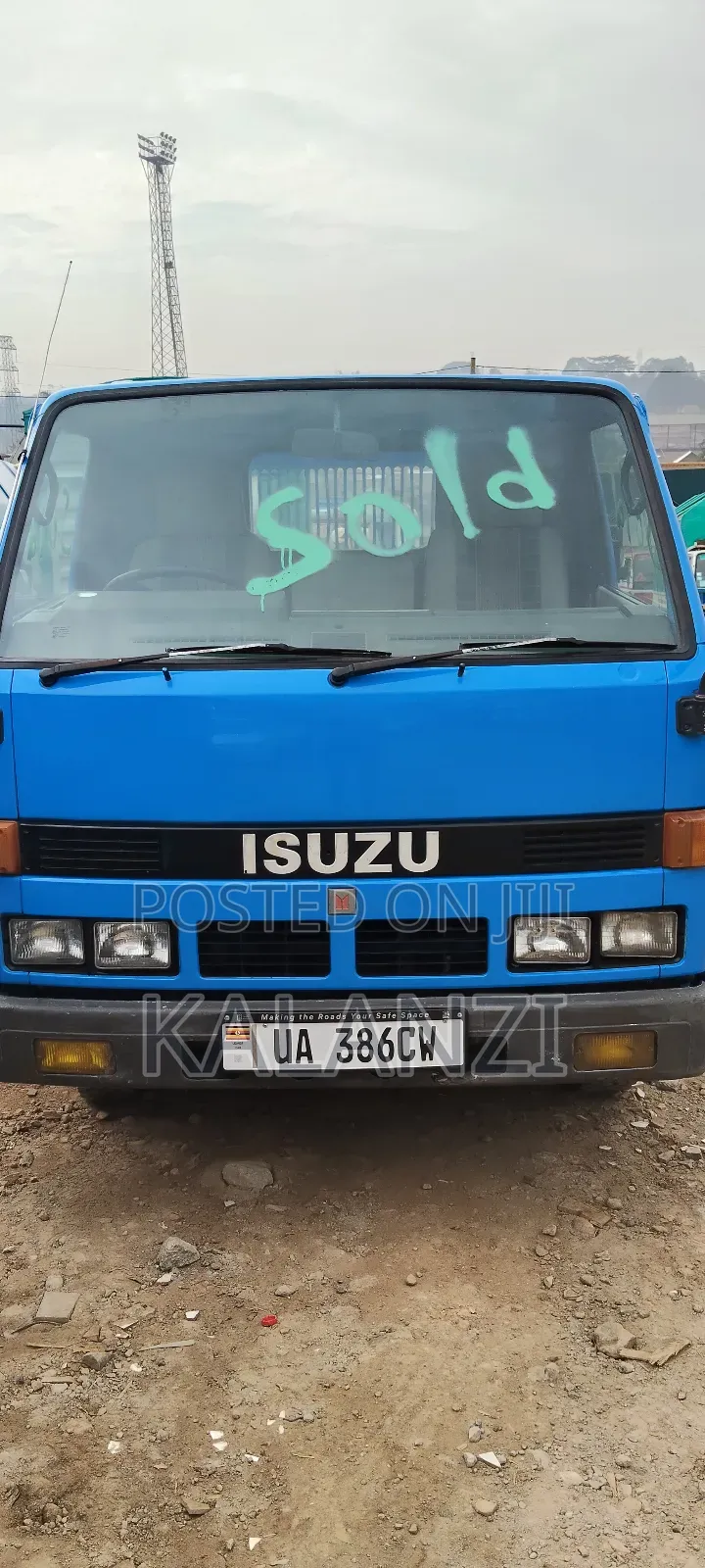 Isuzu Elf Tiper