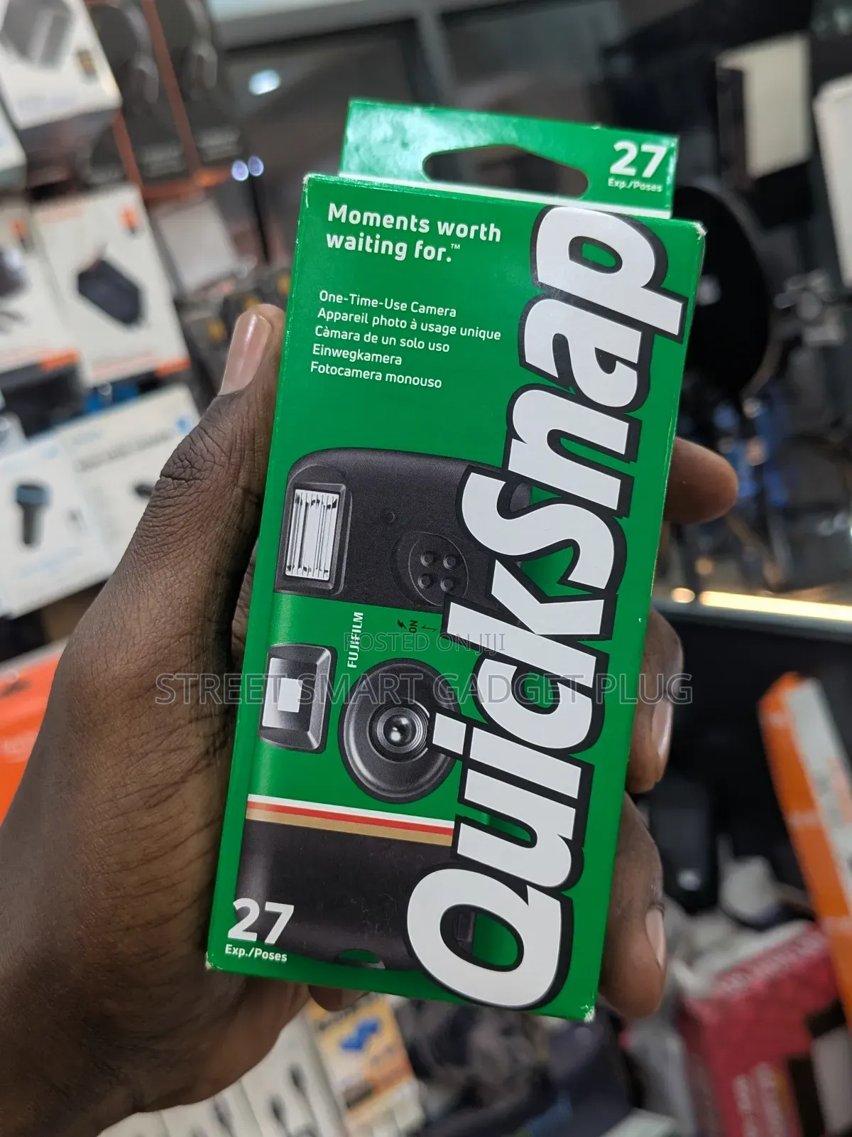 Fuji Film Quick Snap Flash 400 Camera (27expposses)
