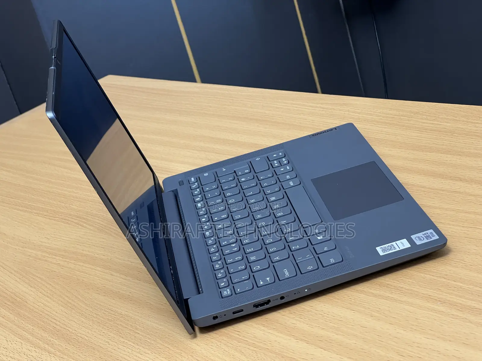 New Laptop Lenovo IdeaPad 520 8GB Intel Core i5 SSD 256GB