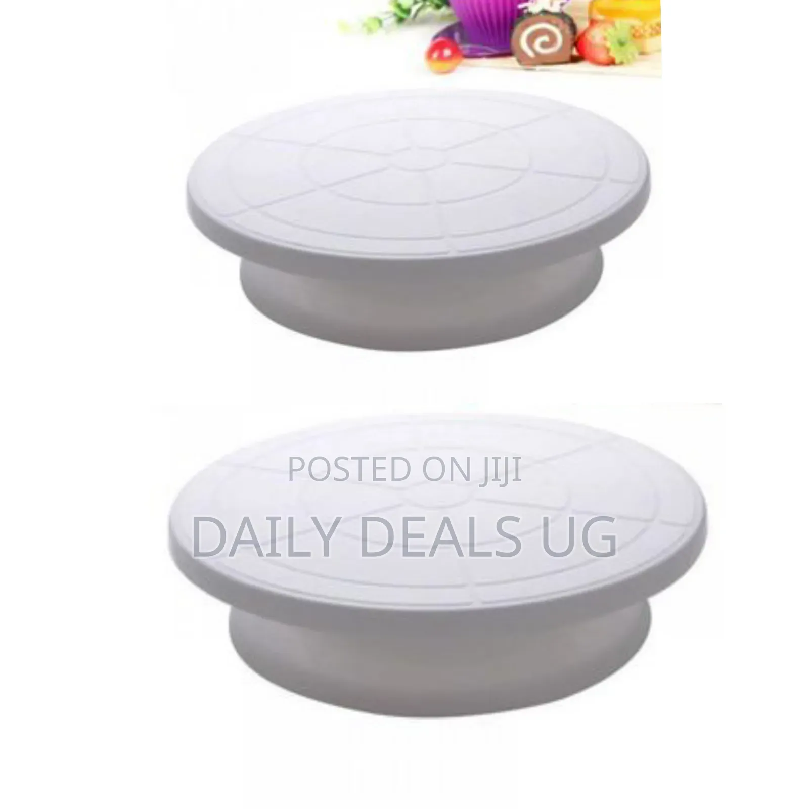 A White Plastic Cake Decorating Turntable