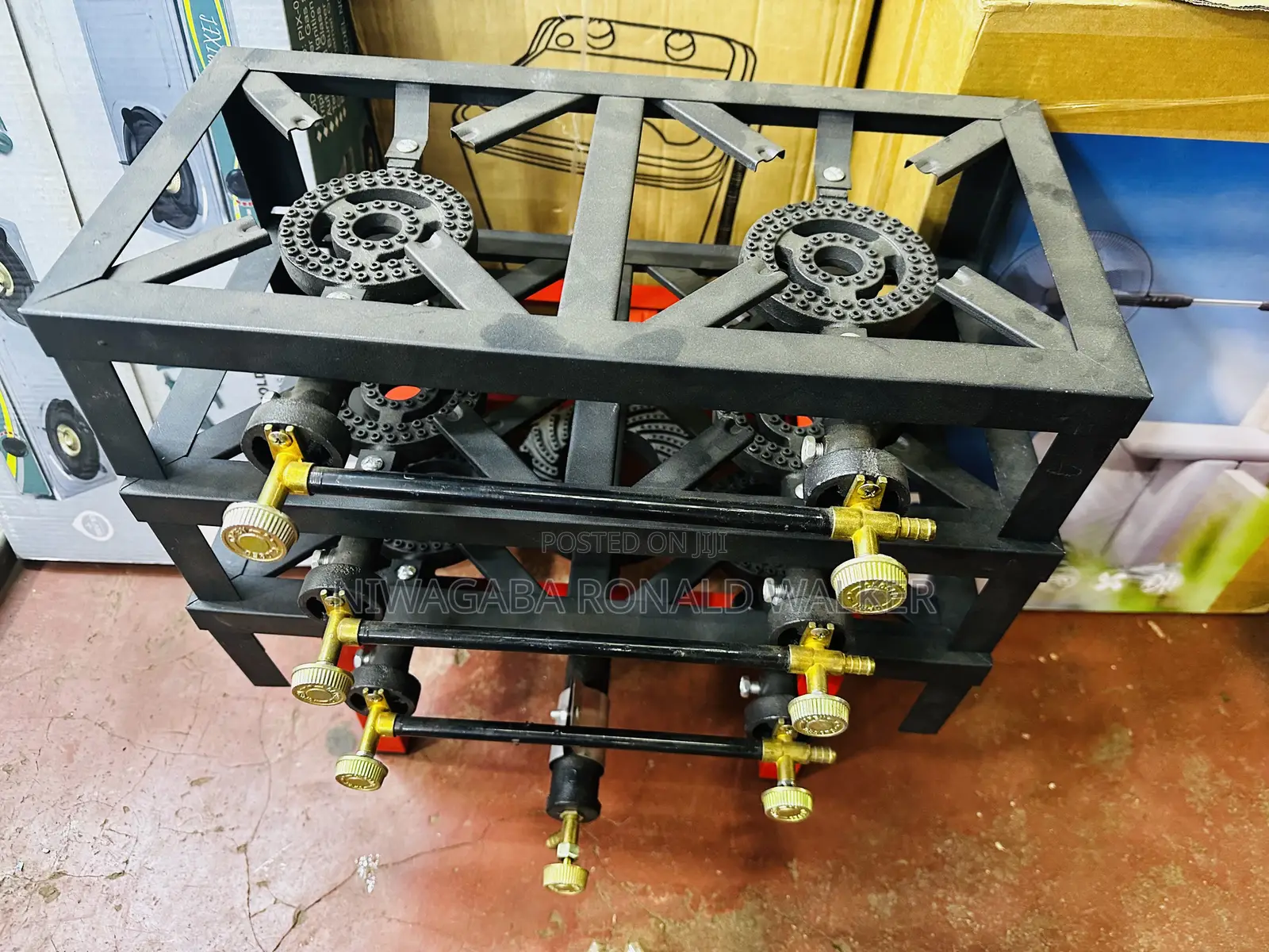 Heavy-Duty, Two-Burner Gas Stove With a Black Steel Frame