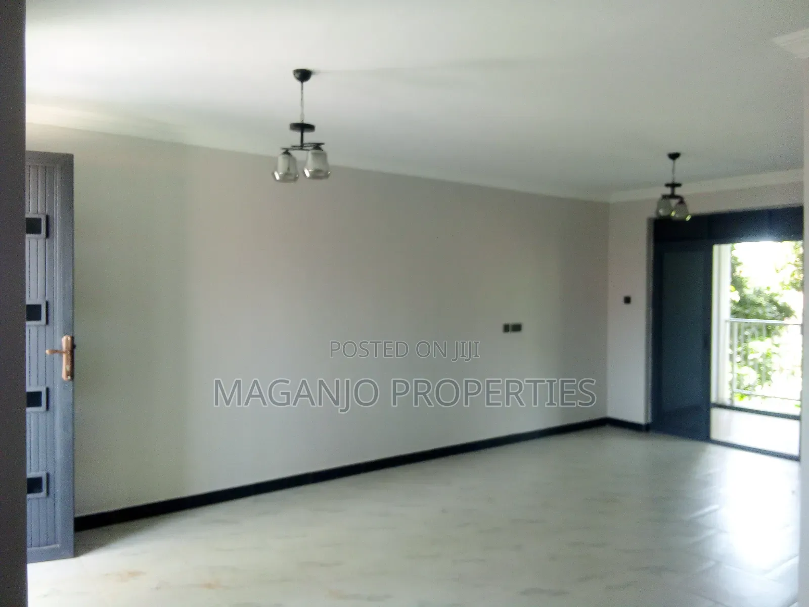 5bdrm Bungalow in Najjera, Kira for sale