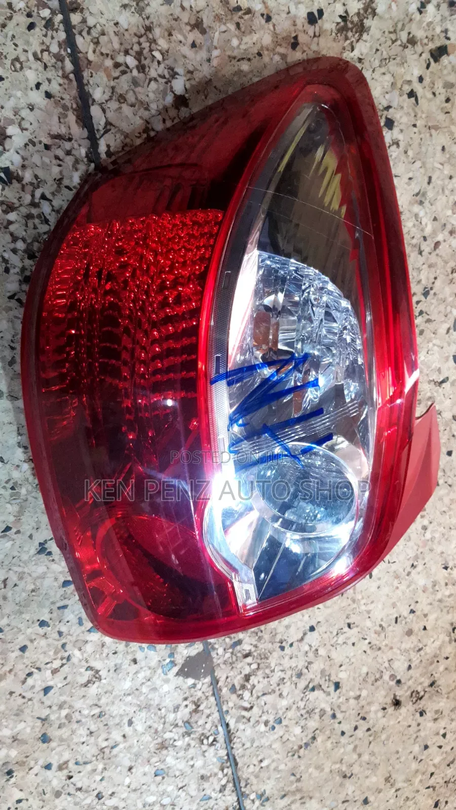 Toyota Auris 2010 - 2013 Taillamp