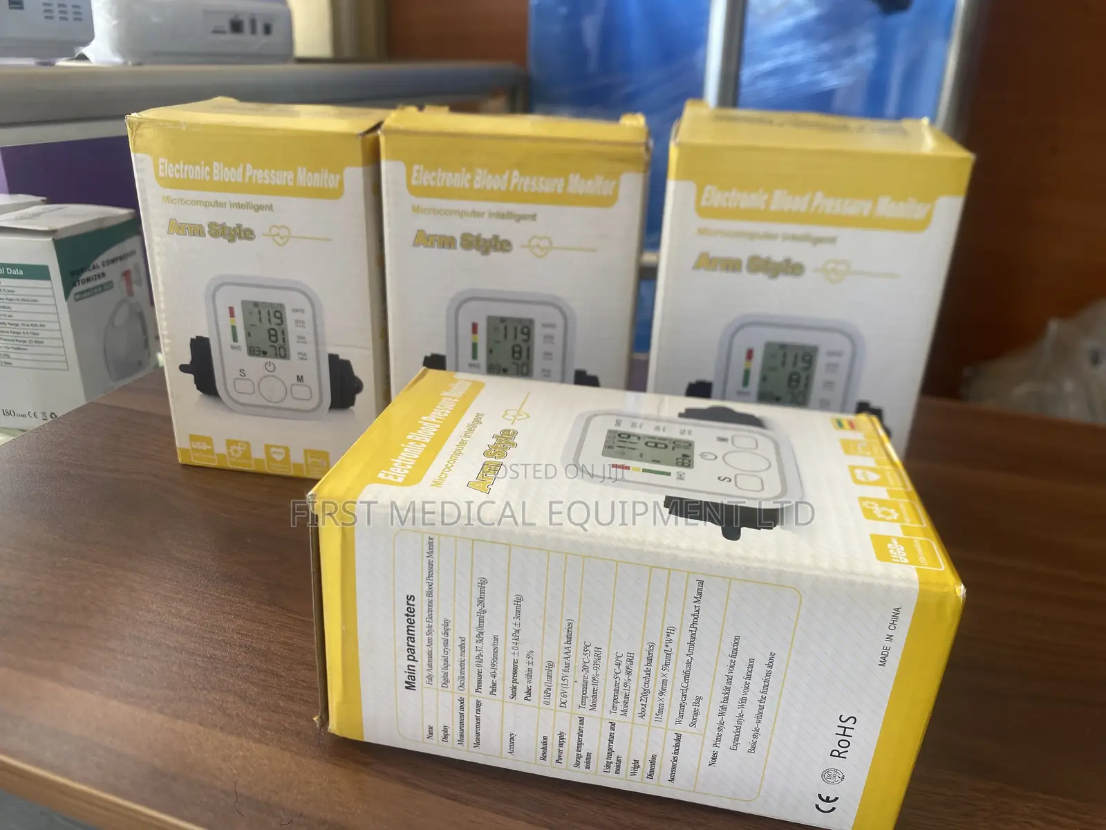 Fully Digital and Automatic Blood Pressure Monitor