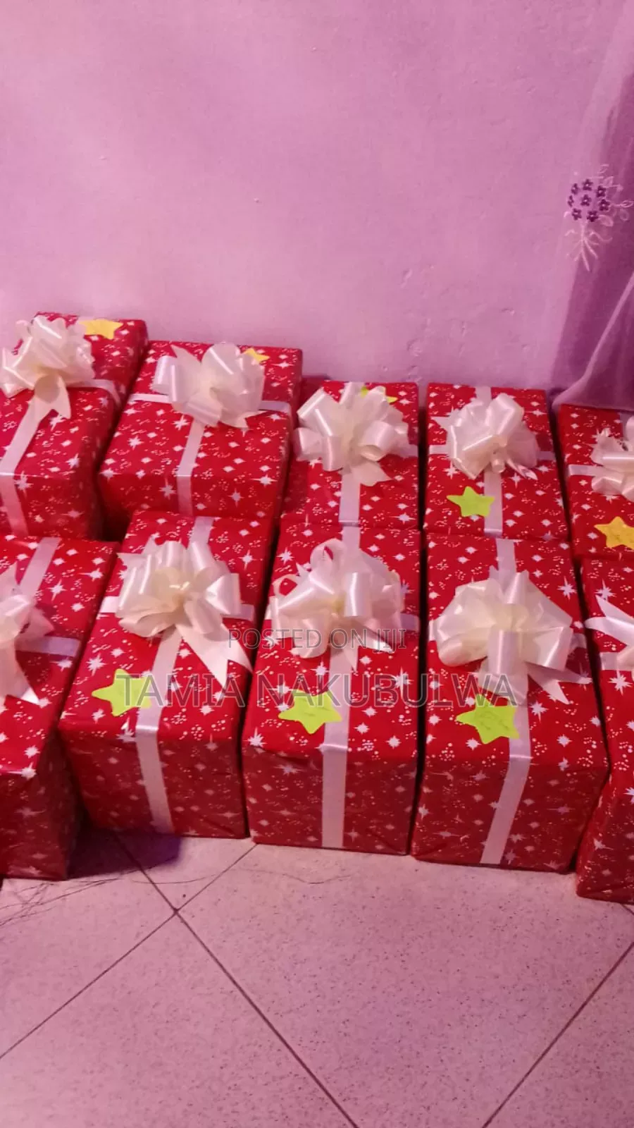 Christmas Wrapping to Families
