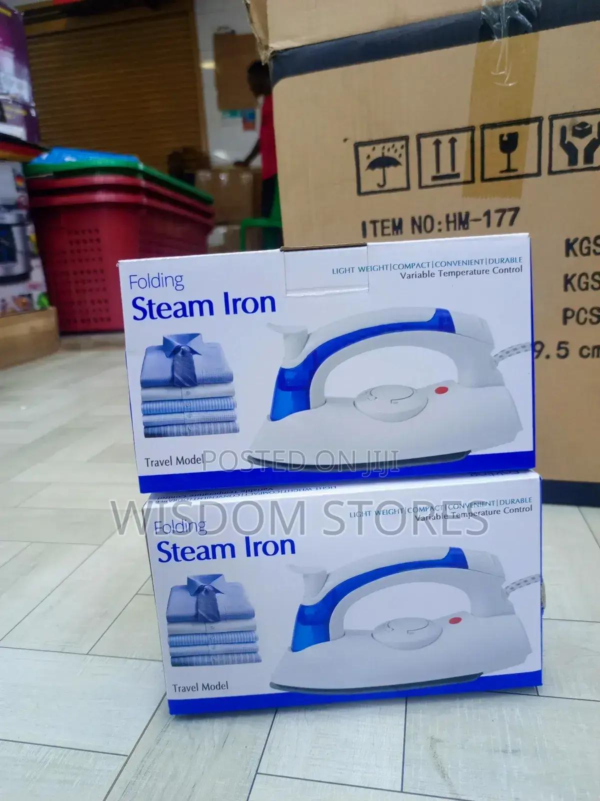 Folding Travel Steam Iron.