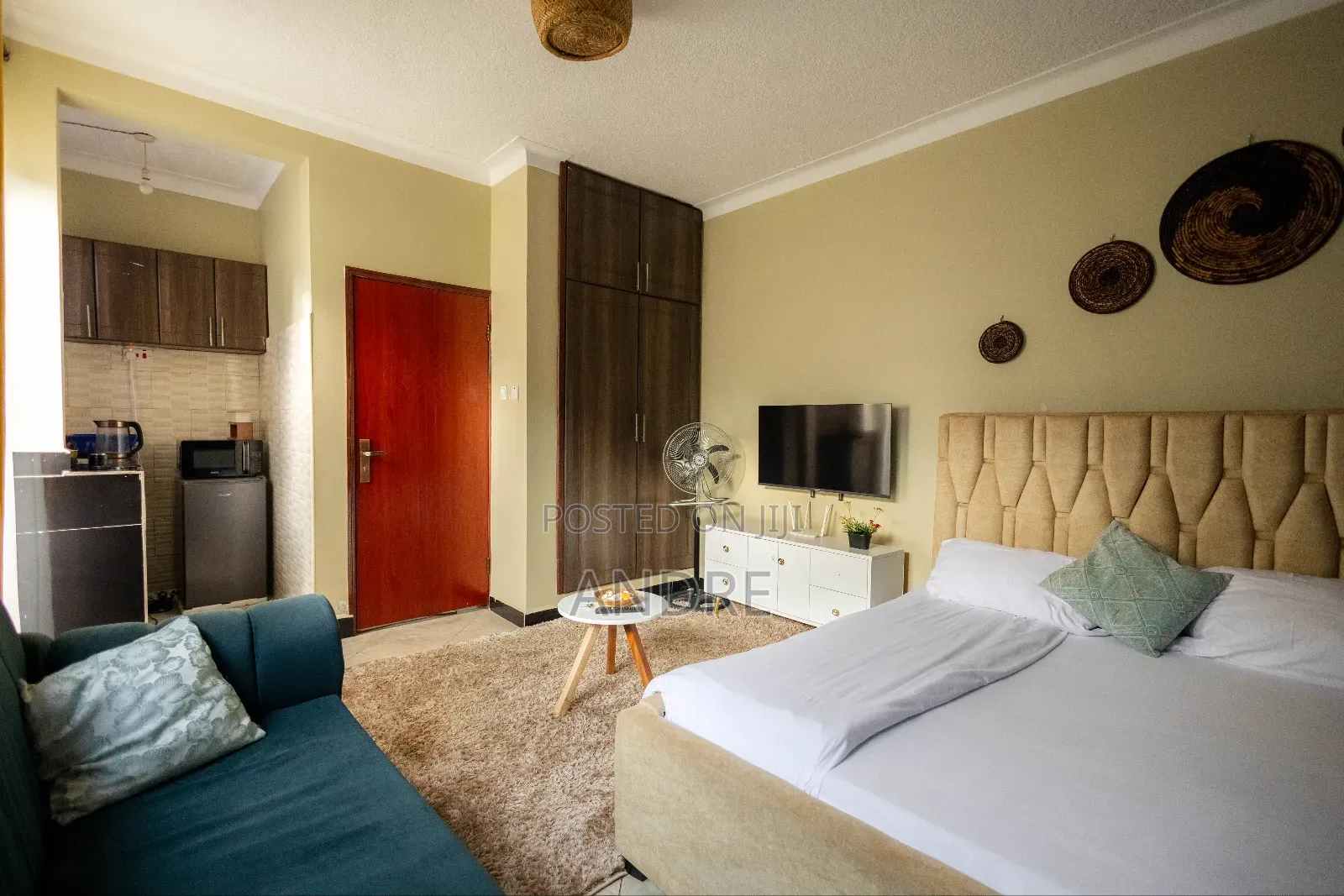 Furnished Studio Apartment in Central Division for rent