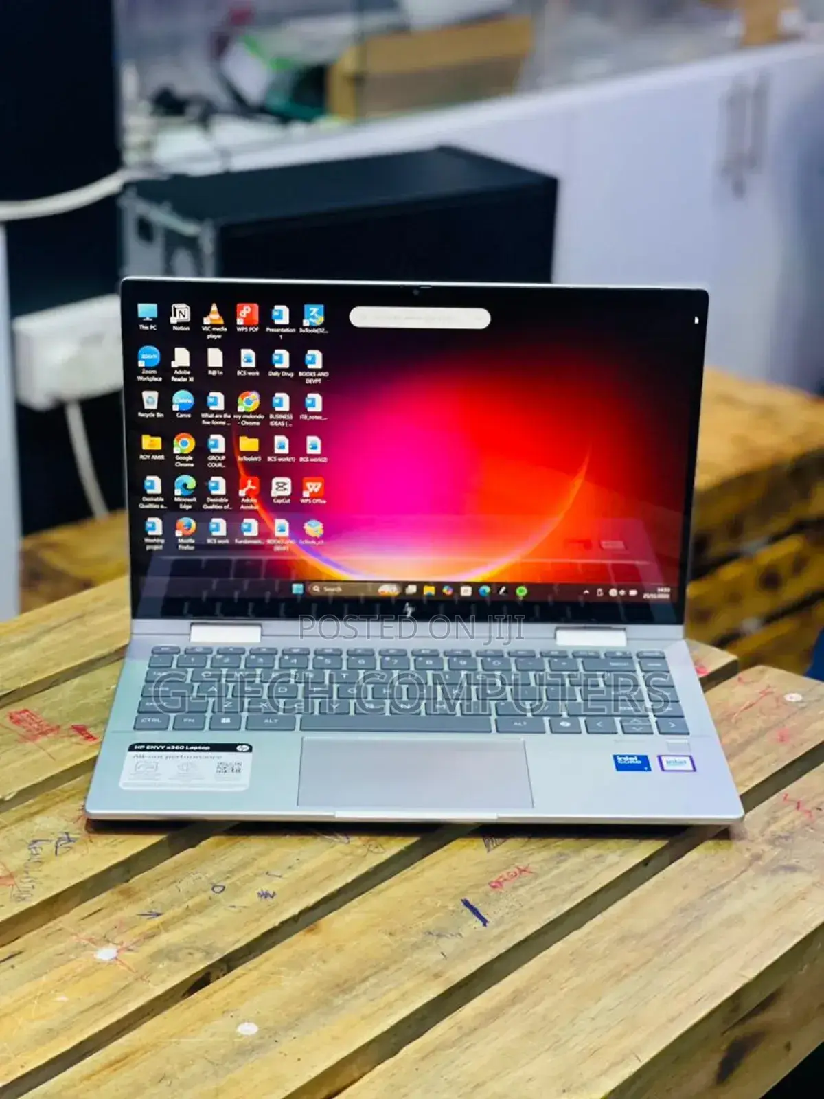 New Laptop HP Envy 14t 16GB Intel Core I7 SSD 512GB