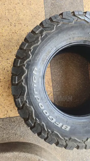 265/70r16 Original Bf Goodrich Slightly Used Tyres