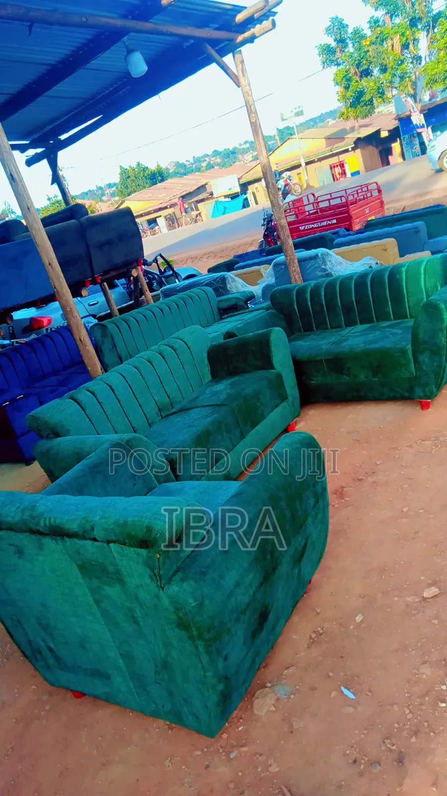 A Green v Shaped Sofa Set With Good Material
