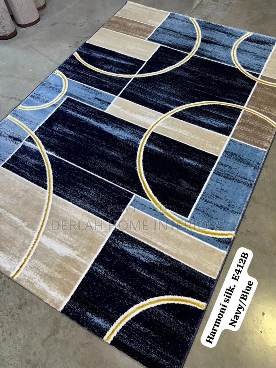 Fun and Curiosity Center Table Carpets
