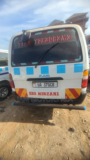 Toyota HiAce 1997 White