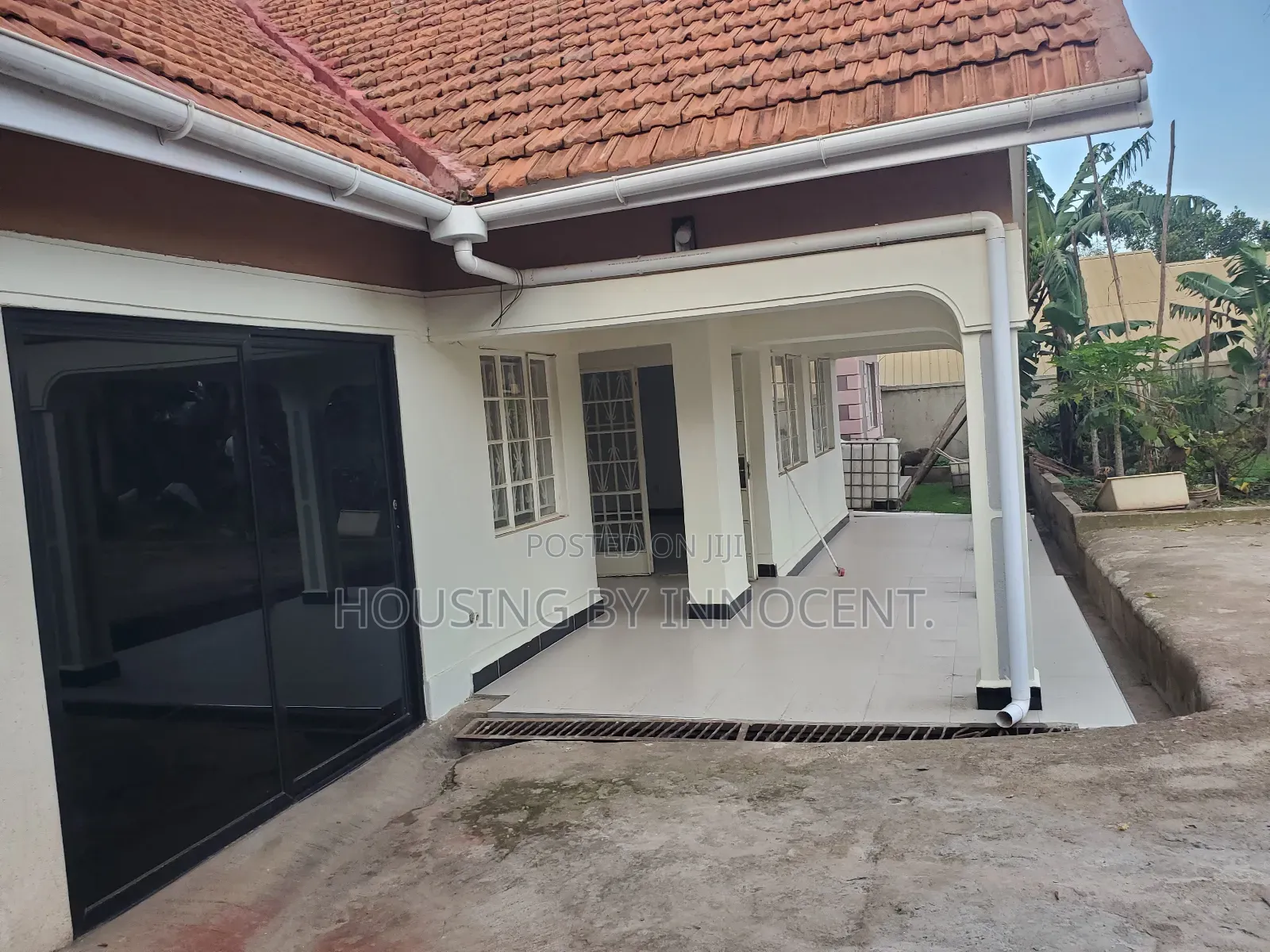4bdrm Bungalow in Bukoto, Central Division for rent