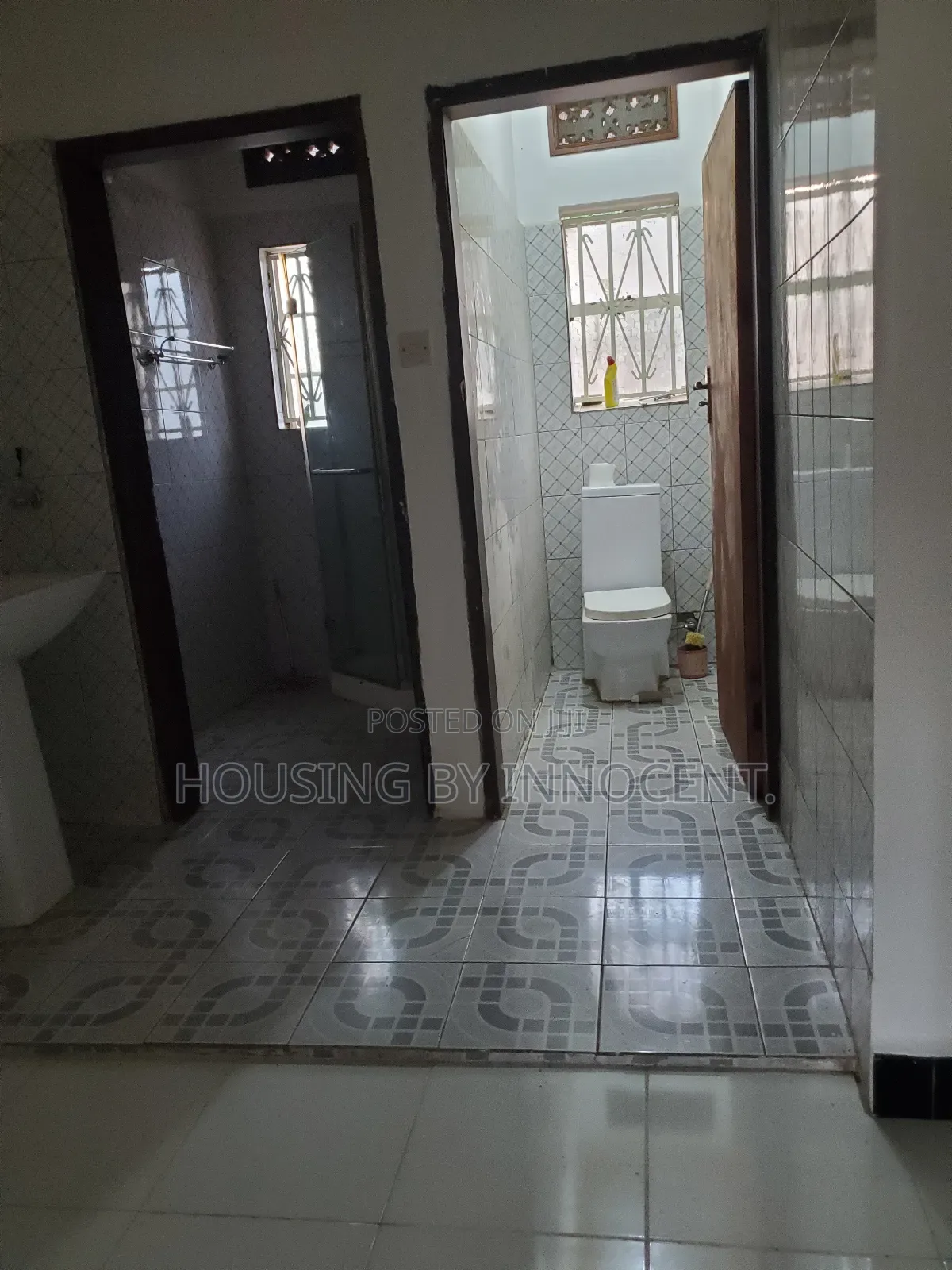 4bdrm Bungalow in Bukoto, Central Division for rent