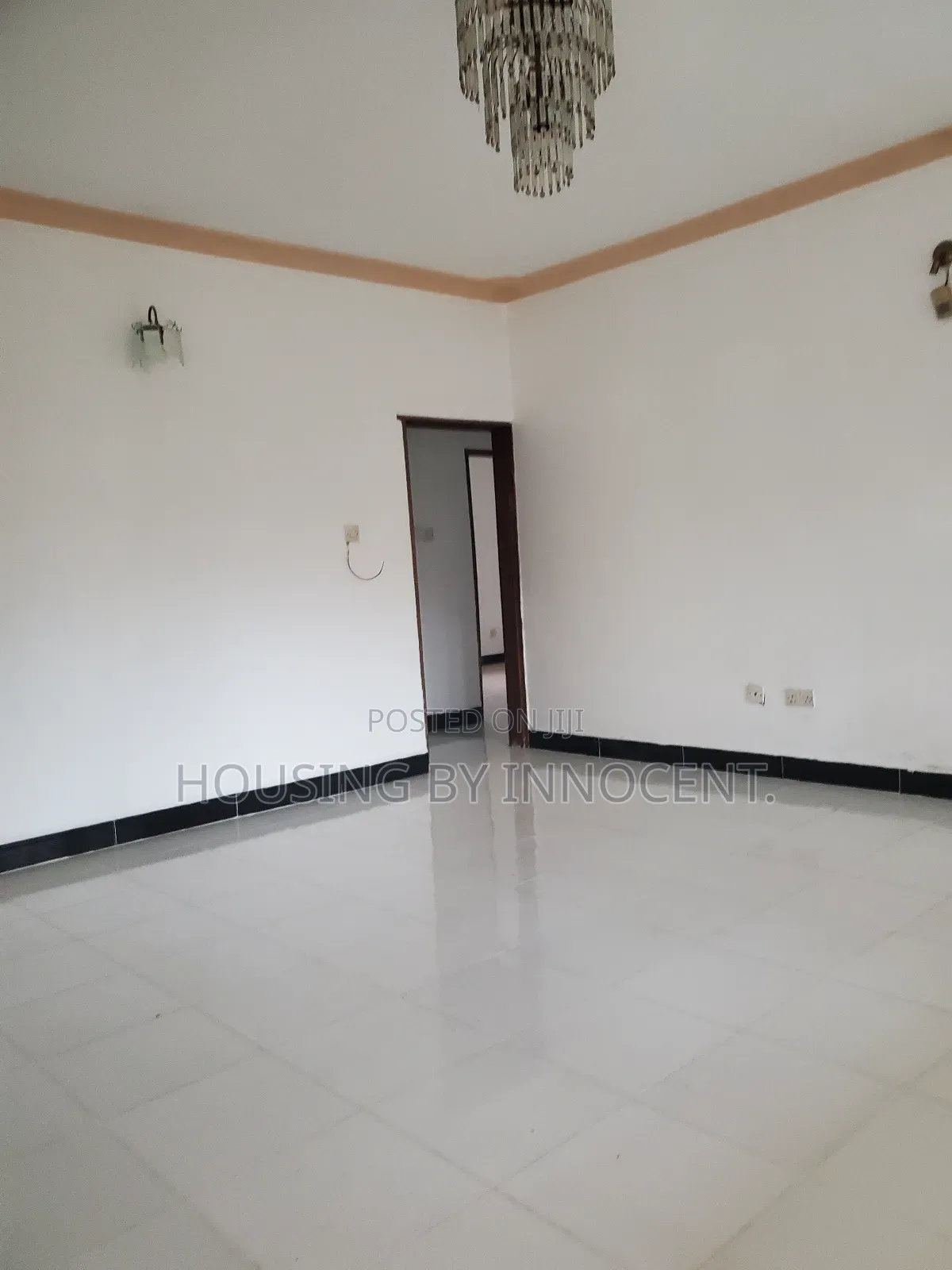 4bdrm Bungalow in Bukoto, Central Division for rent