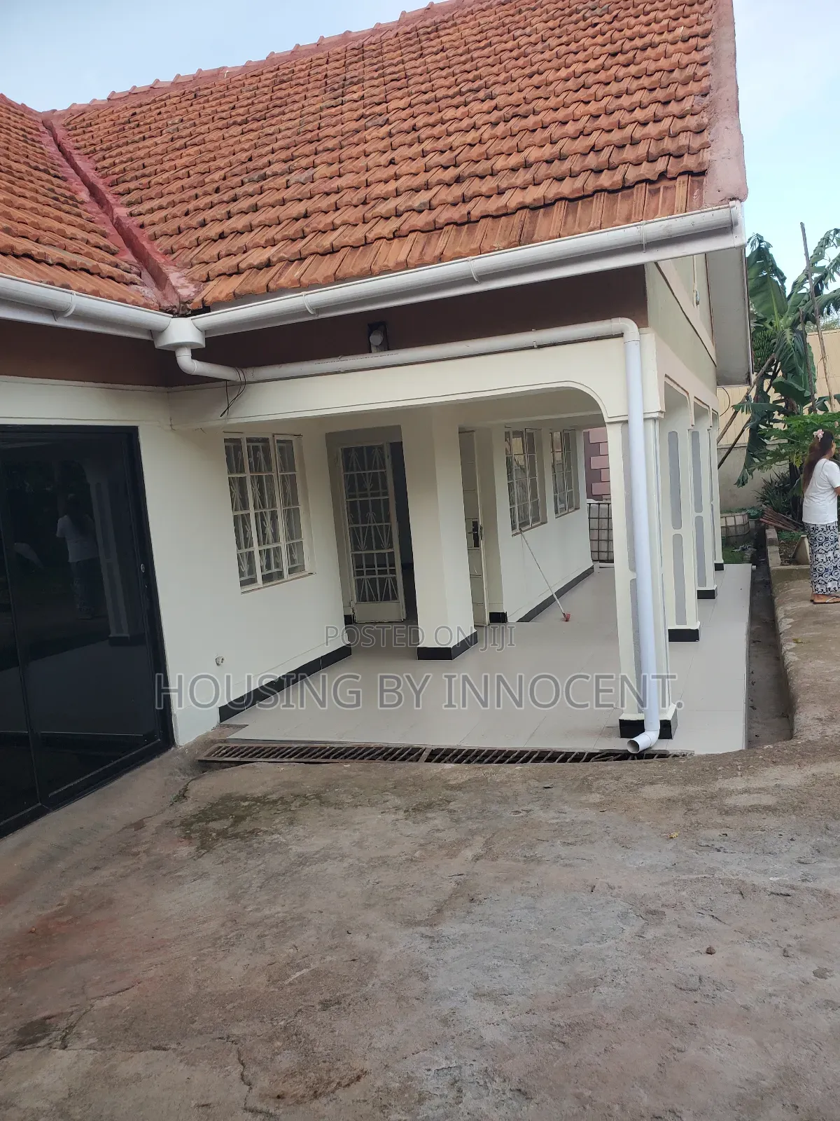 4bdrm Bungalow in Bukoto, Central Division for rent