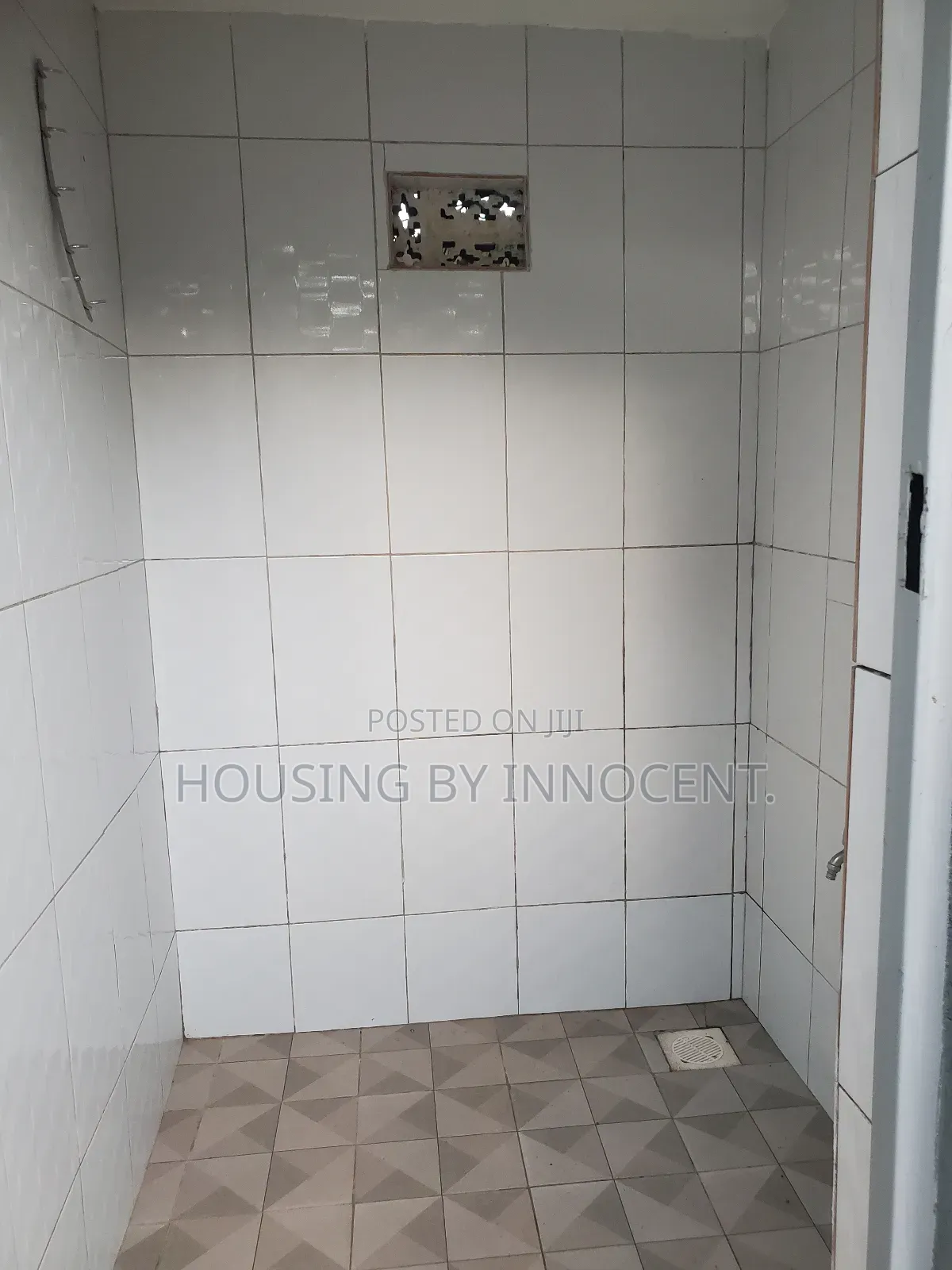 4bdrm Bungalow in Bukoto, Central Division for rent