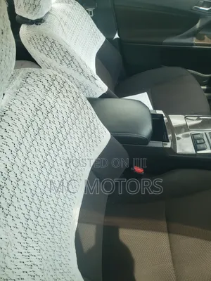 Toyota Mark X 2.5 AWD 2015 White