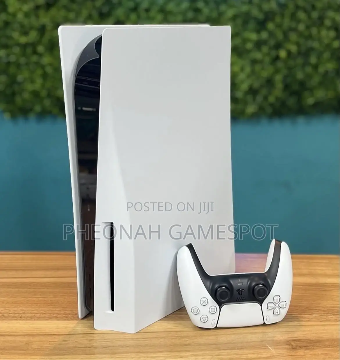 Playstation 5, 2 Pads and 2 Games, Clean Fast Plug-and-Play Set.