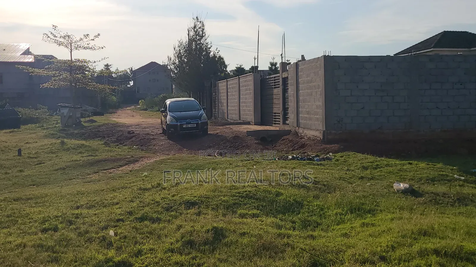 Lake View 100x100 in Kitinda Abayita Ababiri Entebbe