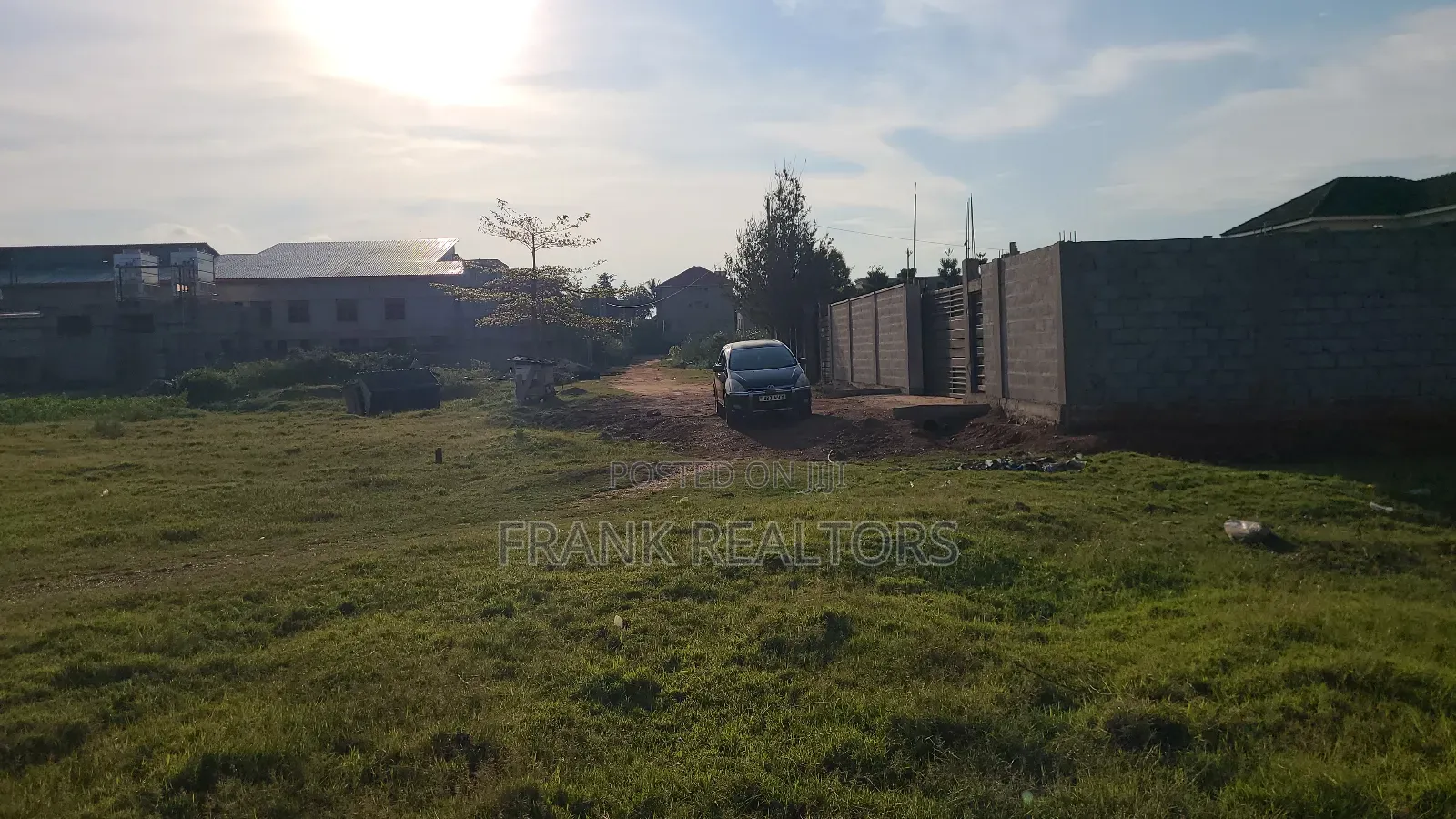 Lake View 100x100 in Kitinda Abayita Ababiri Entebbe