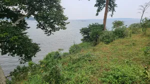 2 Acers Beach Land in Kawuku Entebbe Rd